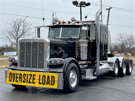 Given the smaller chassis size and axle configuration, these single axle semis are perfect for short haul work. . Tri axle heavy haul trucks for sale